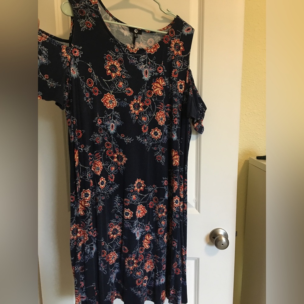 Shoulders cut out. Blue summer dress UGC